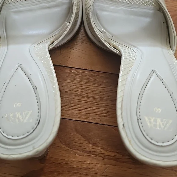Zara Cream and Gold Slip-On Mules Size 40 - Picture 4 of 7